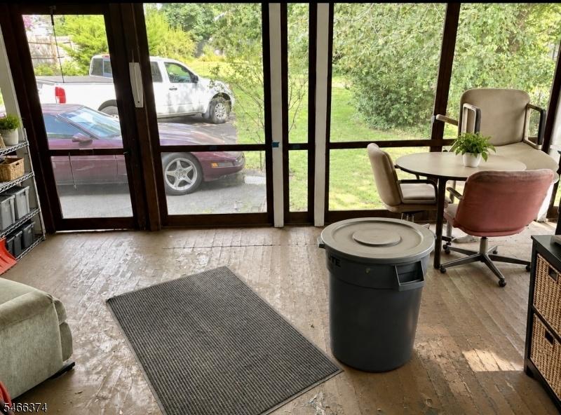 Screened patio