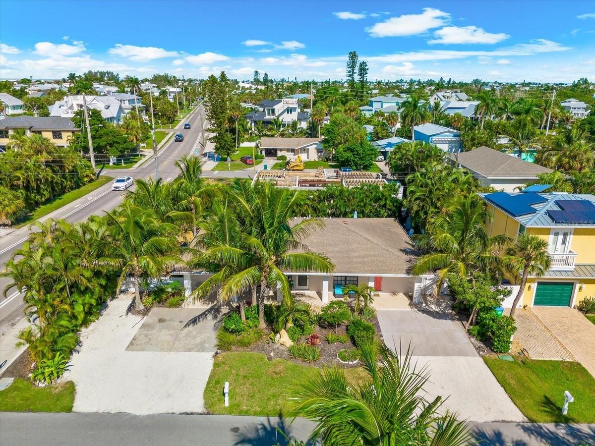 400 75th St - Aerial View