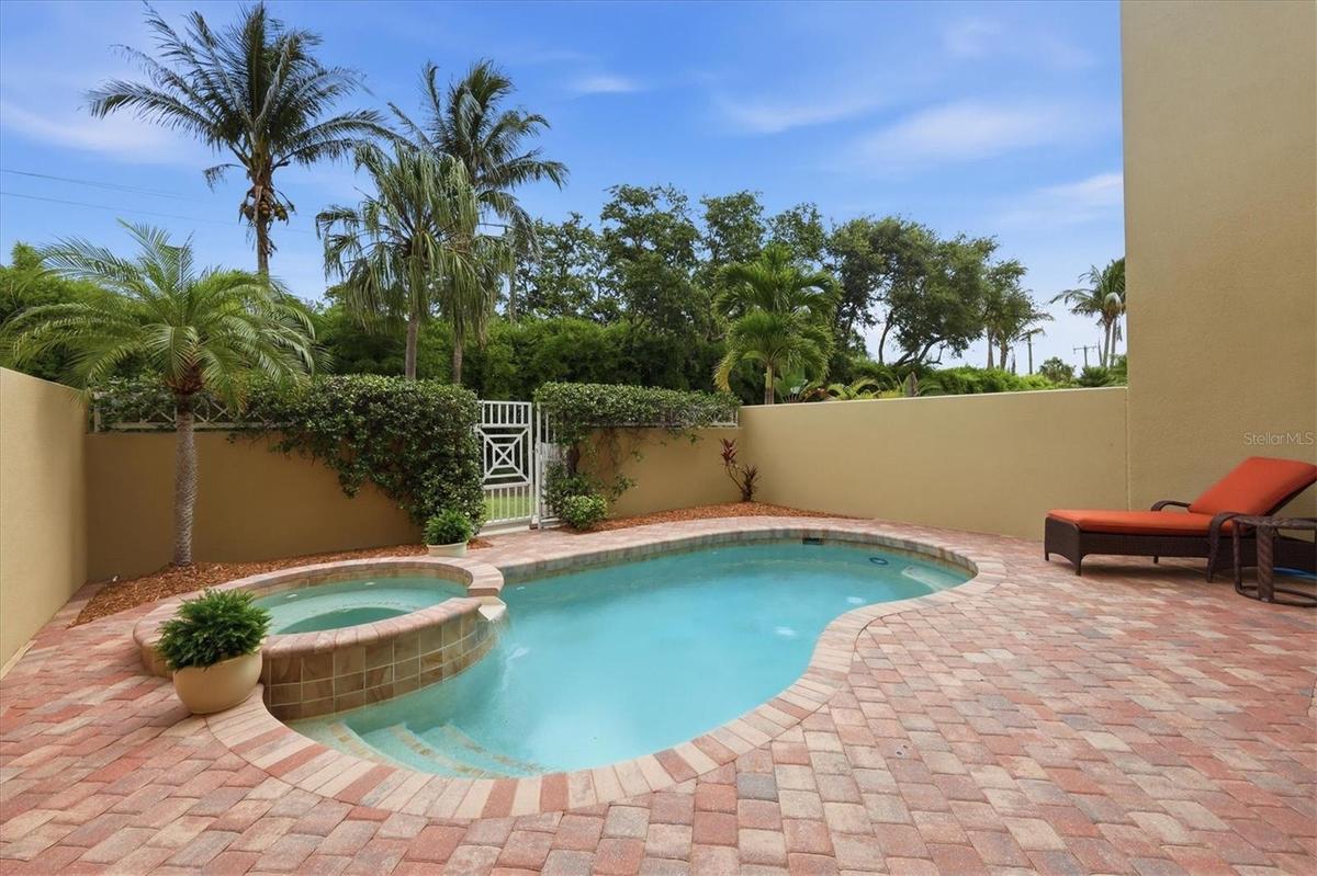 Private Pool & Spa