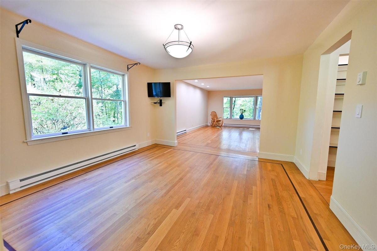 Dining room looking toward Living room