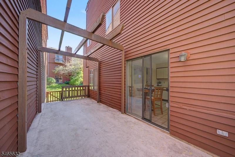 Private Patio Off the Kitchen
