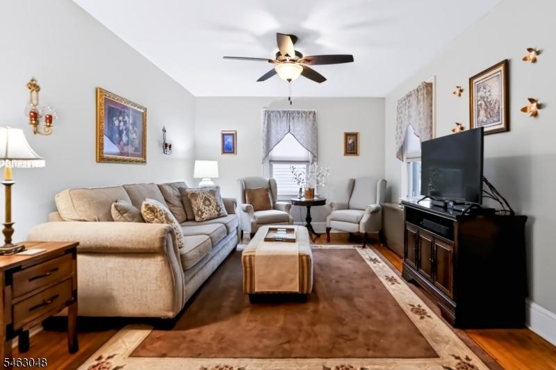 Spacious Family Room