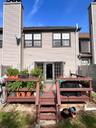 Back view/deck