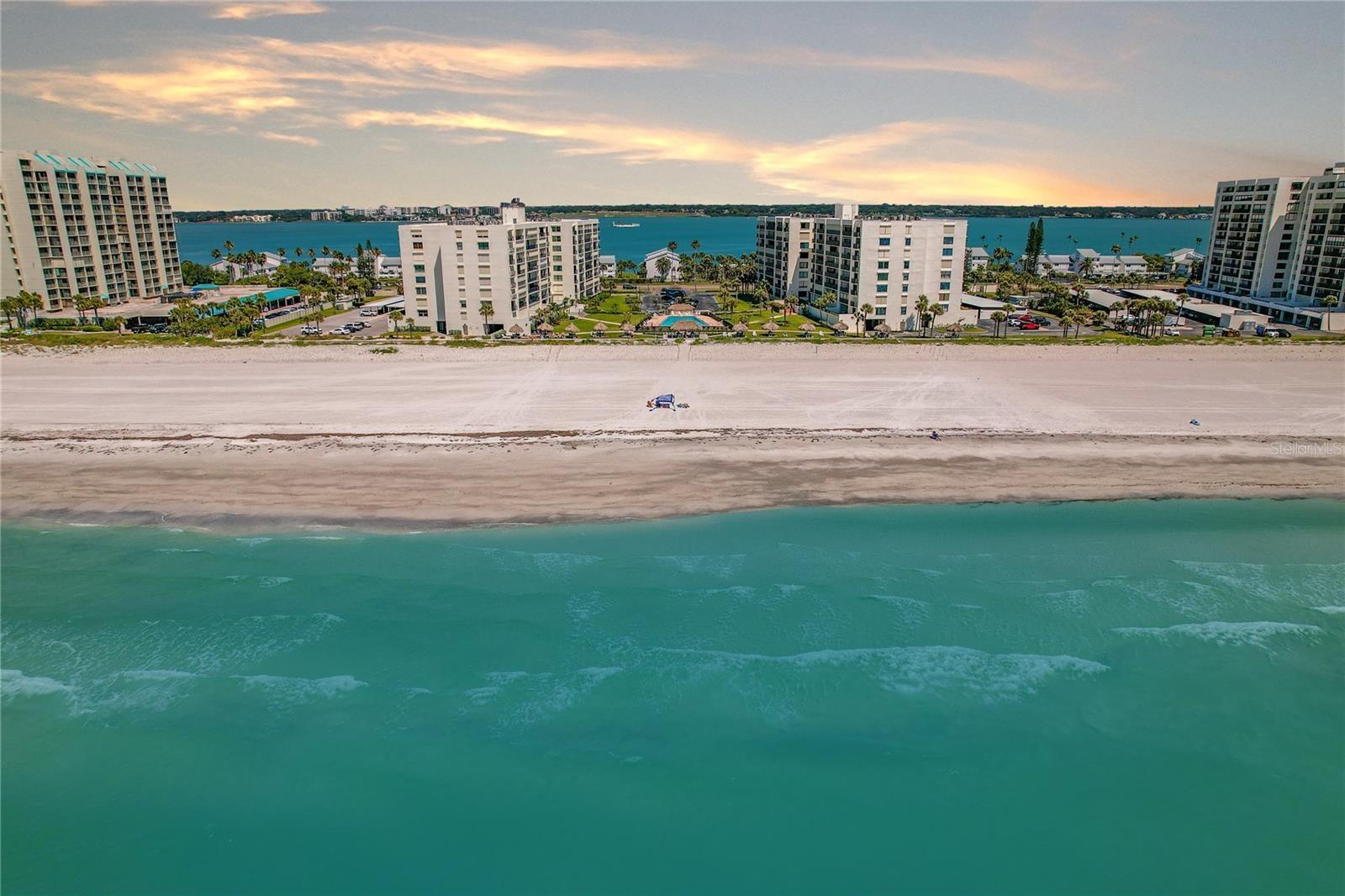WELCOME TO SOUTH BEACH ON BEAUTIFUL SAND KEY!