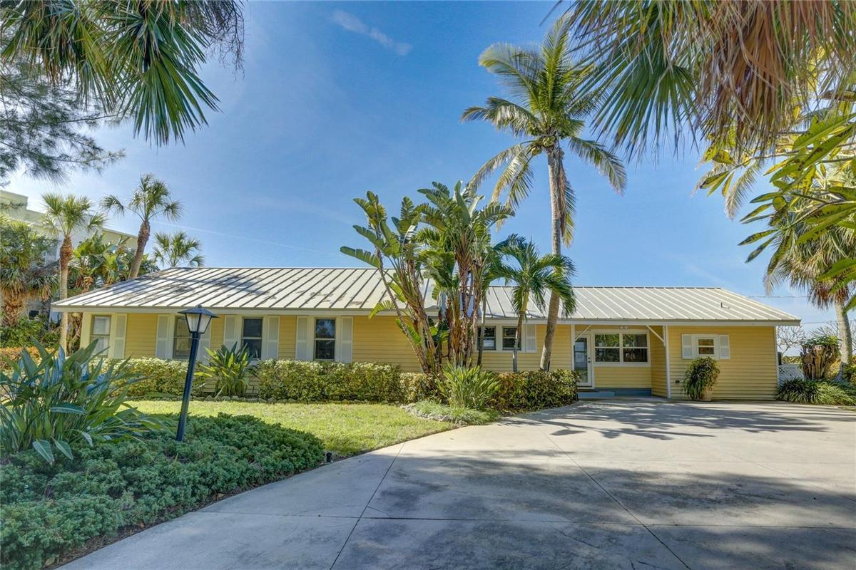 4302 2nd Avenue Holmes Beach, FL
