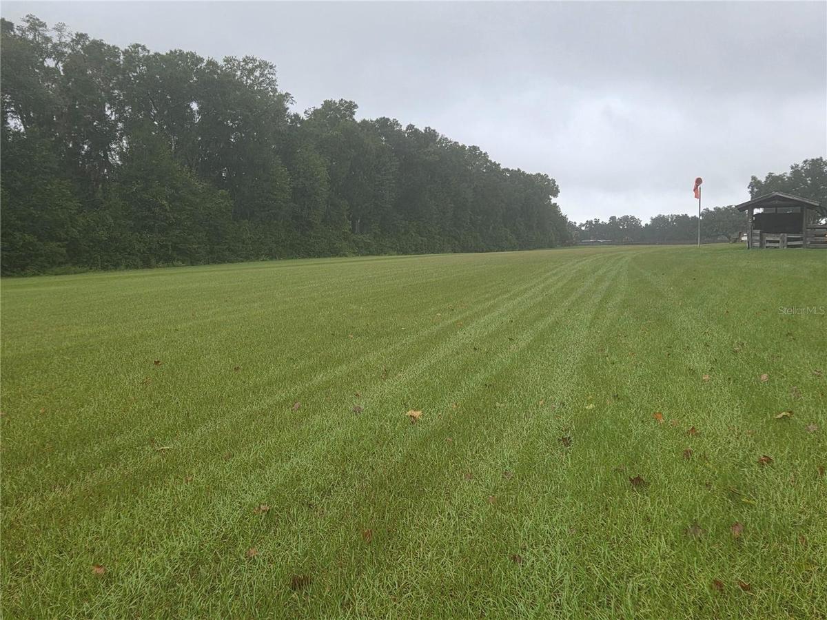 2500 ft grass runway facing North