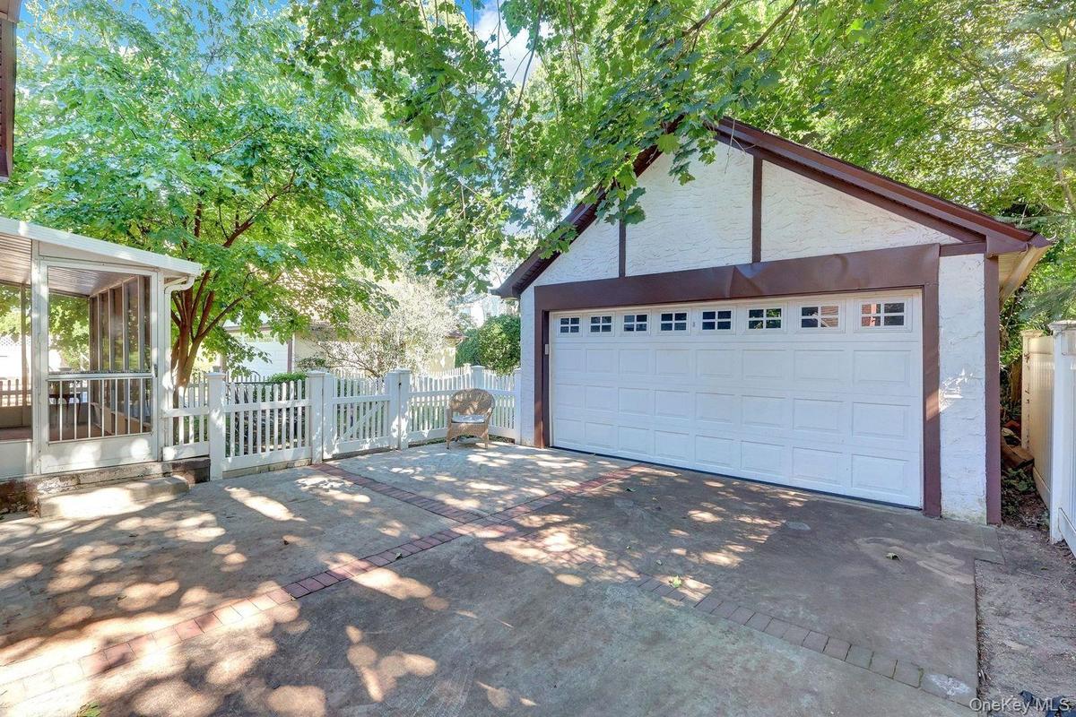 2 car garage