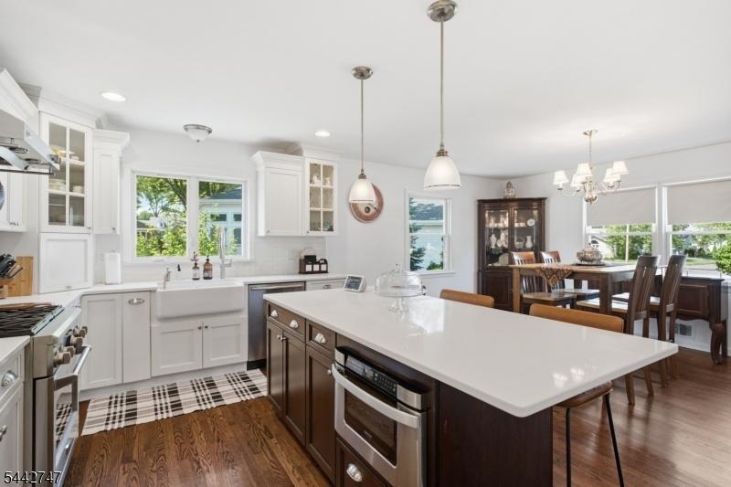 Kitchen/ Dining