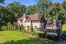 84 LUQUER RD MANHASSET