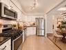 Kitchen (1 of 2)