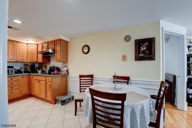 2nd KITCHEN