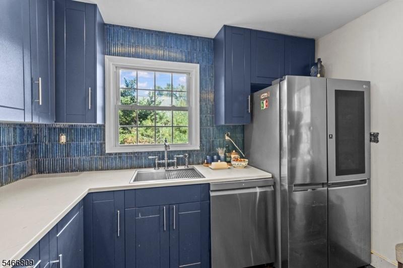 STAINLESS STEEL APPLIANCES