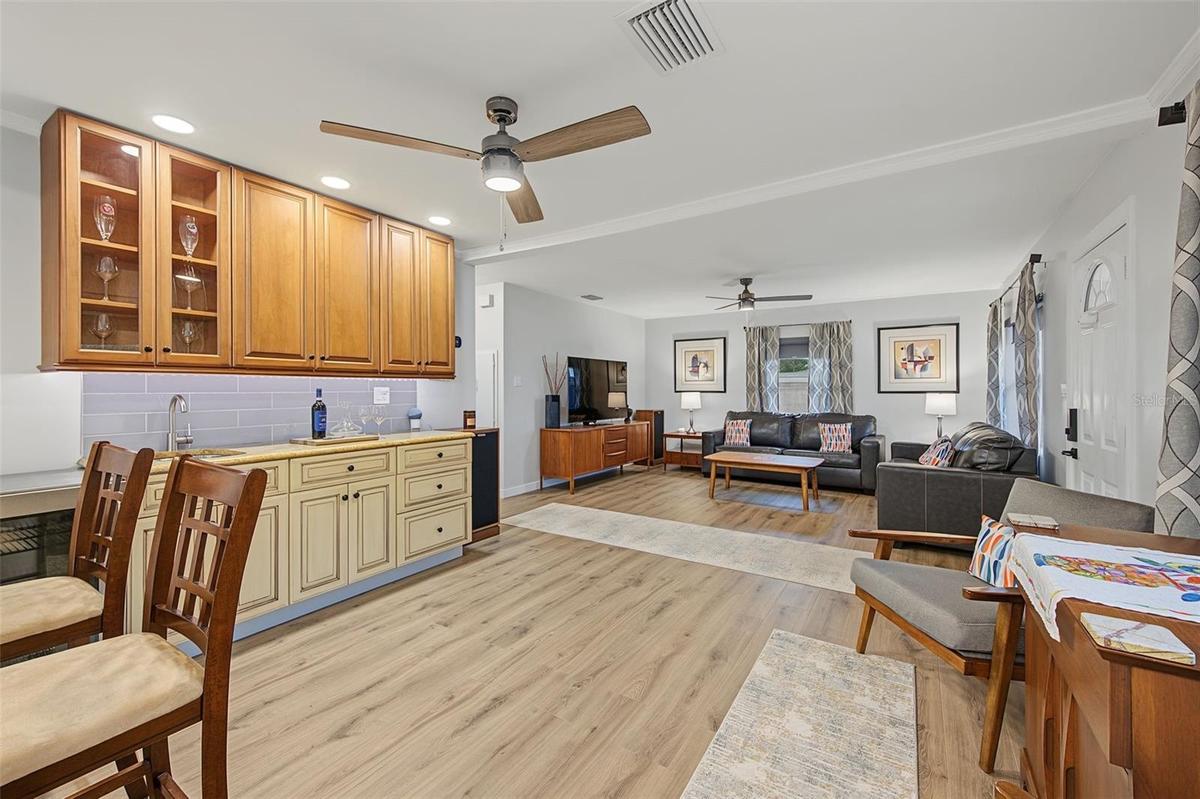 Coffee/ Bar Area