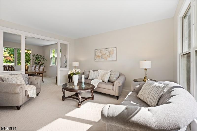 ADJOINING LIVING/DINING ROOMS