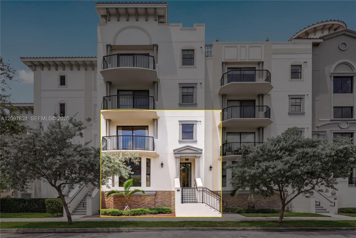 Private street entrance, single family home lifestyle