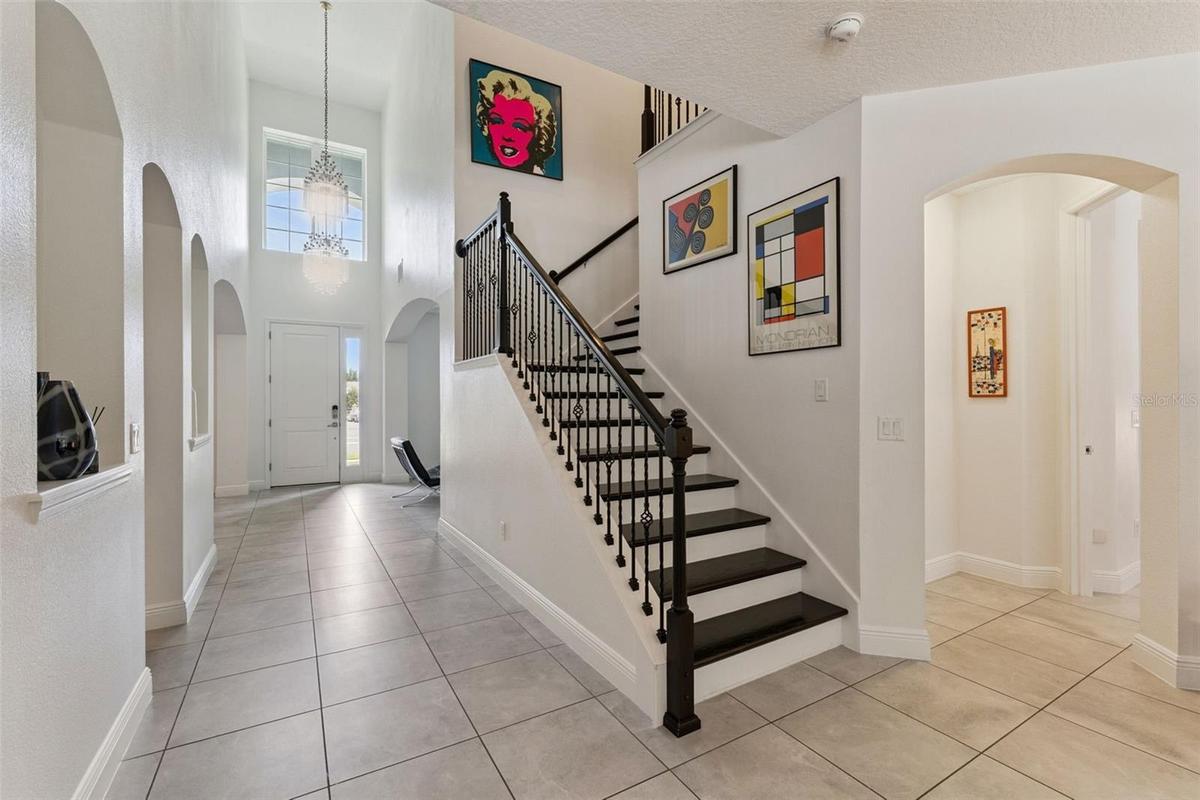Foyer & Staircase