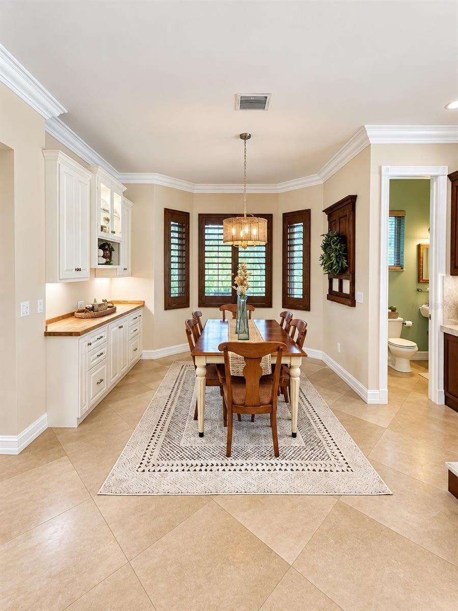 Eat in Kitchen
