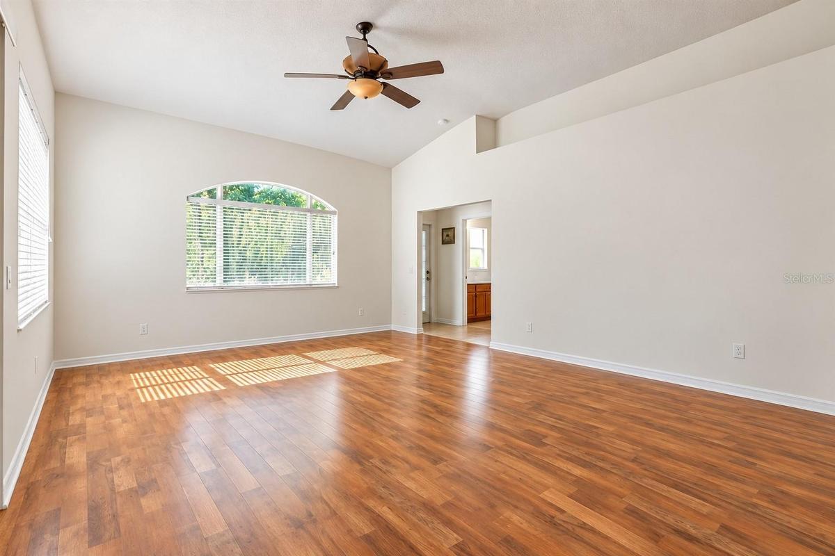 Living Room-2