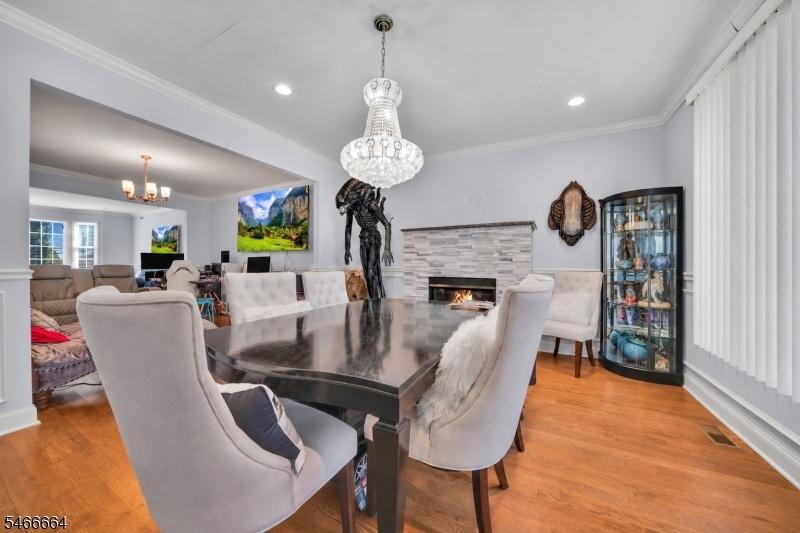 Dining Rm