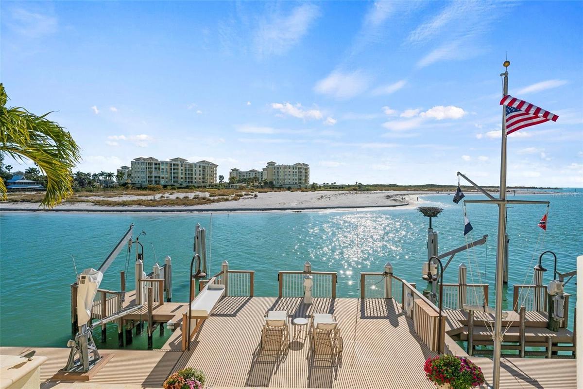 Glorious Views of the Gulf and Shell Key