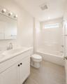 Hallway full-bathroom on top-level