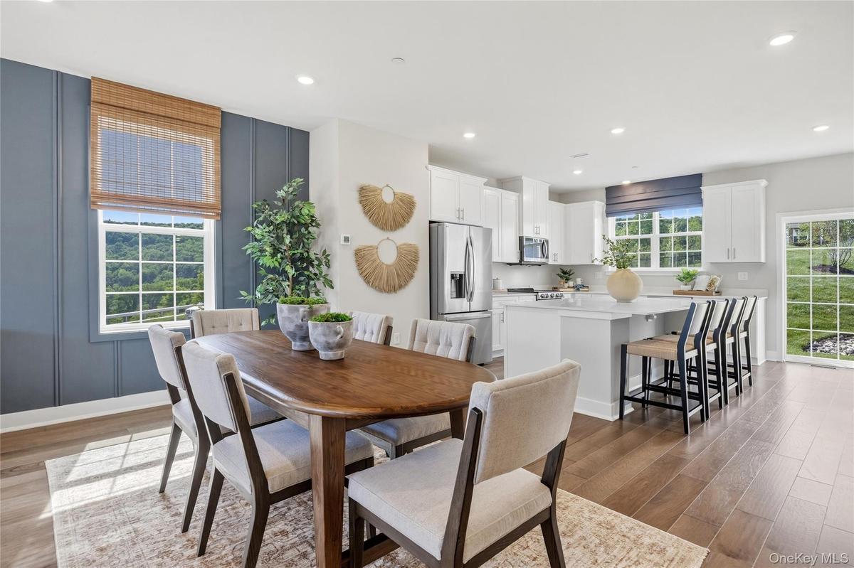 Dining area that leads into kitchen.