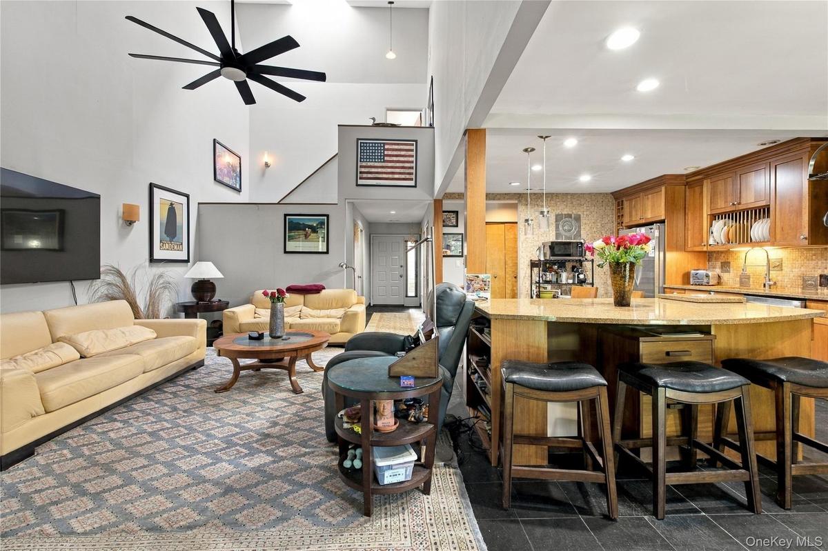 Dining Room area