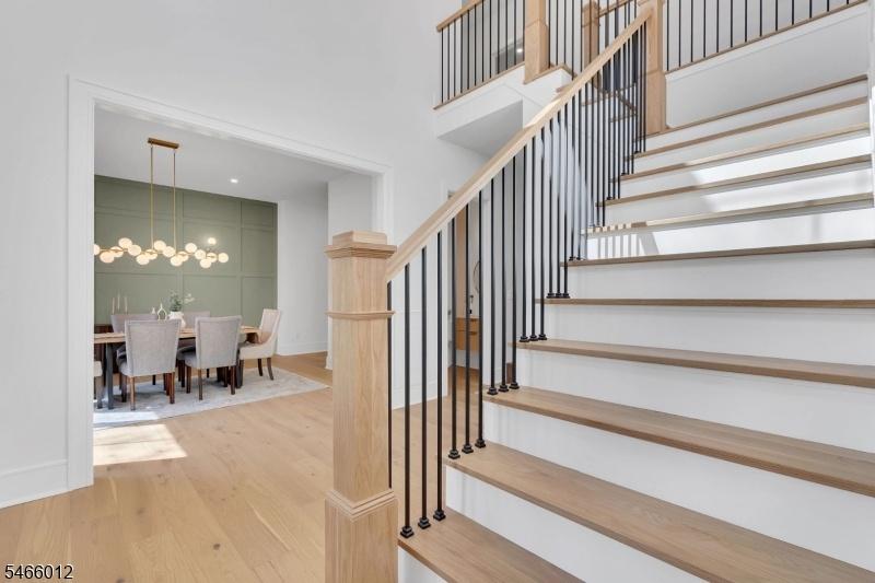 Sample foyer