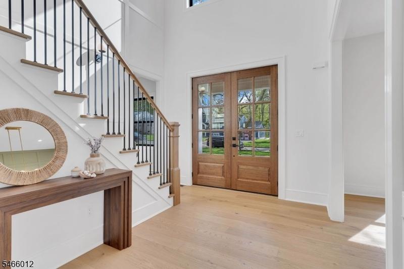 Sample foyer