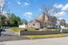 Exterior/Driveway