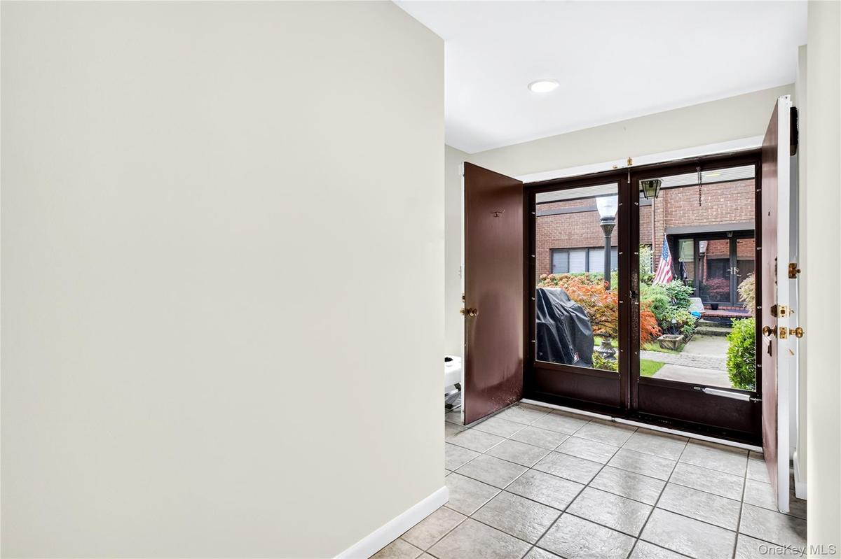 Entry Foyer