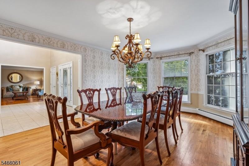 Dining Rm