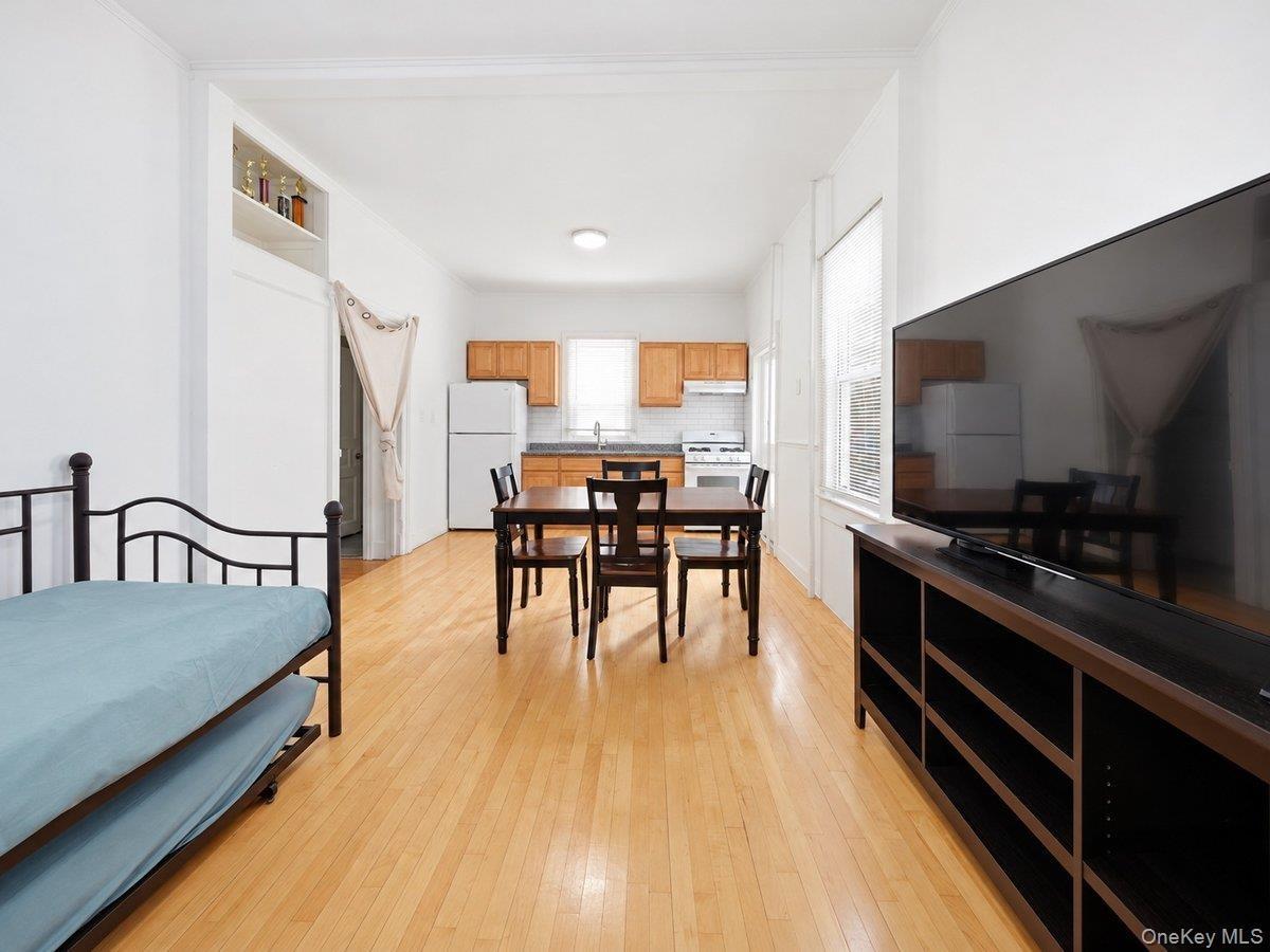 Kitchen / Living room open concept