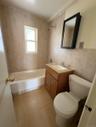 1bdrm apt bathroom