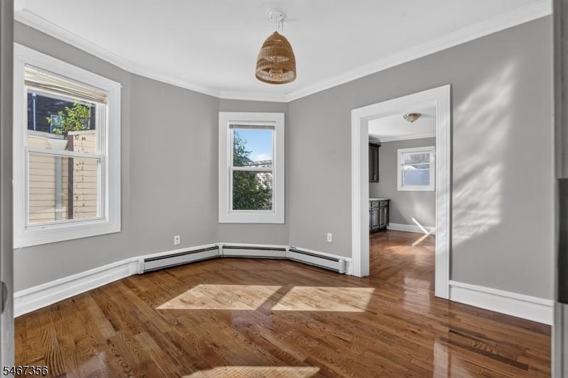 2ND FL LIVING AREA