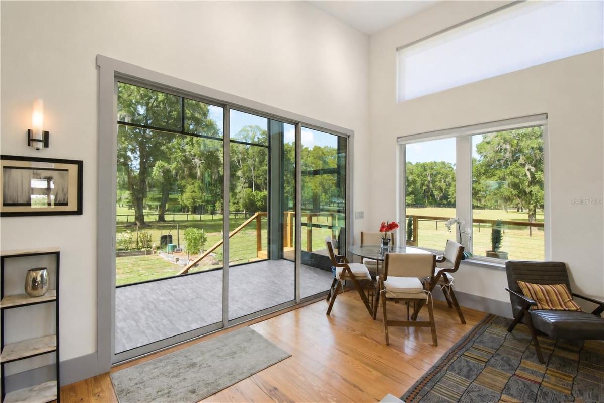 screened porch exit