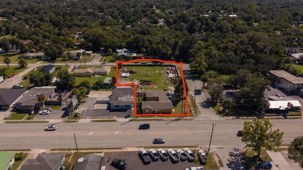 Front of parcel facing 15-A. Excellent exposure along S Spring Garden Avenue (SR 15A), with approximately 24,000 vehicles daily according to FDOT’s 20