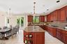 Kitchen (2 of 4)