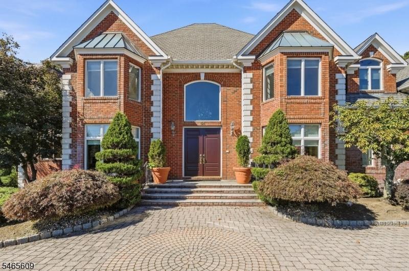Front of Home (3 of 3)
