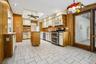 EAT IN KITCHEN