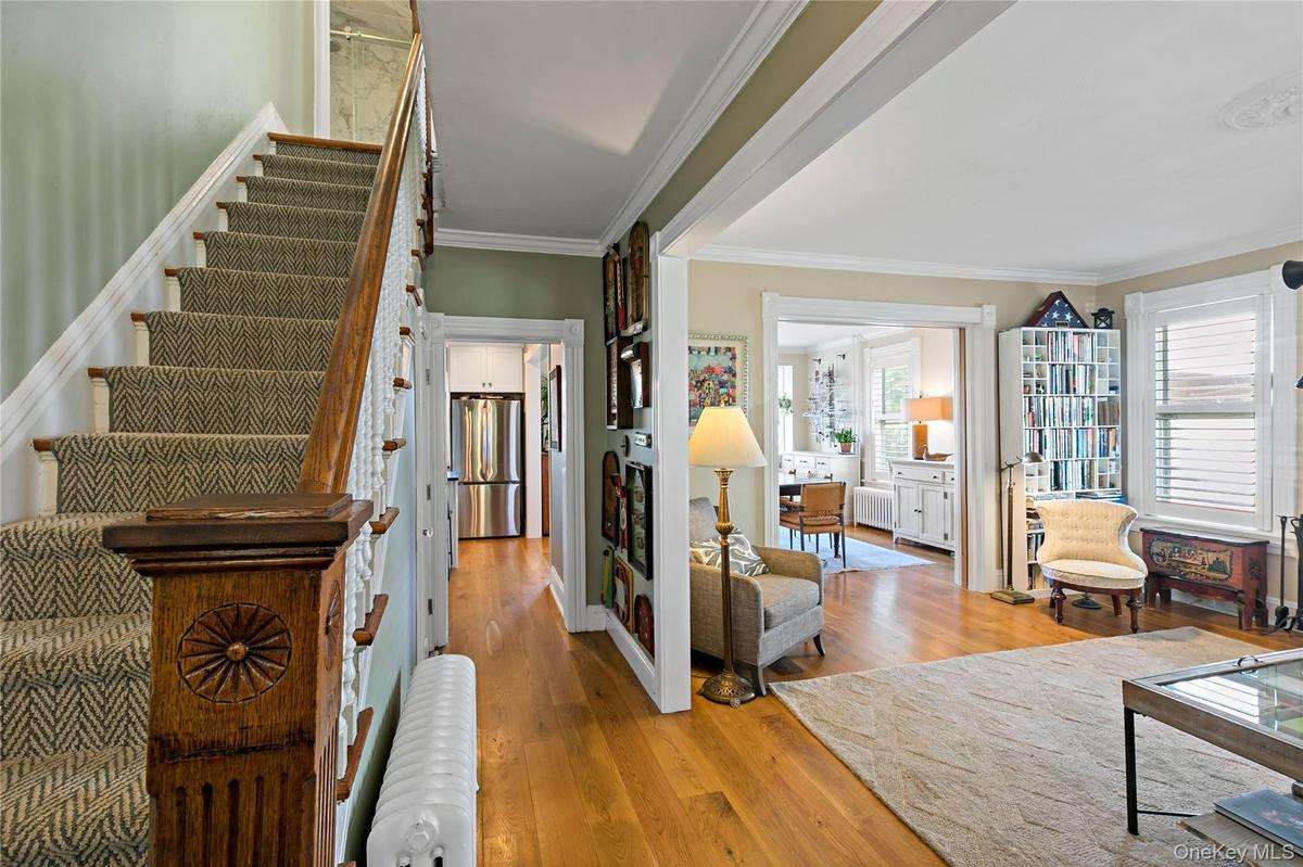 Check out this unique newel post greeting.