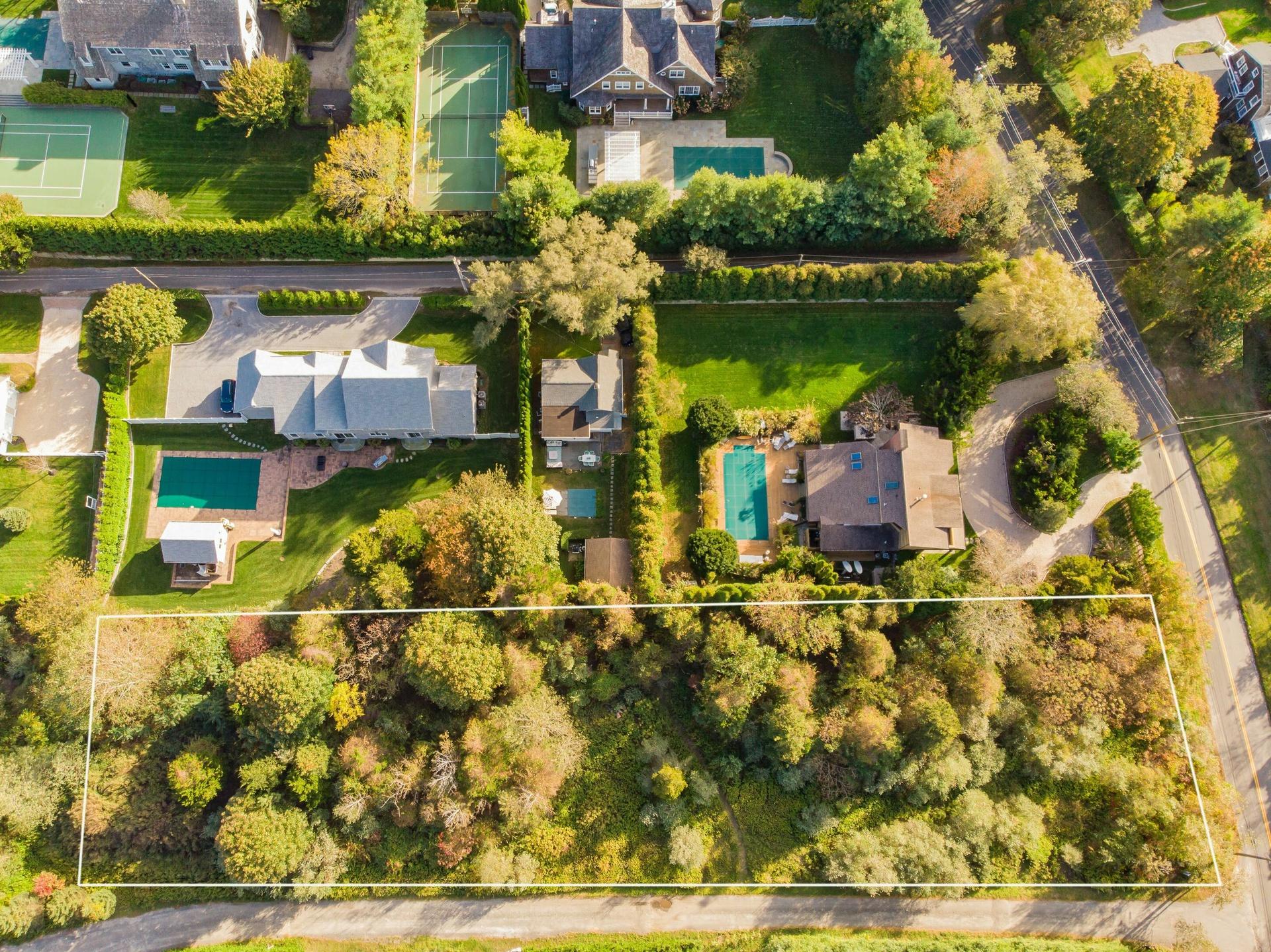 Large rectangular flat lot.