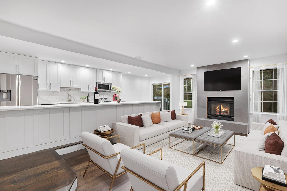 164 Hidden Ridge Dr, Syosset 164, Syosset, NY, 11791 Nest Seekers