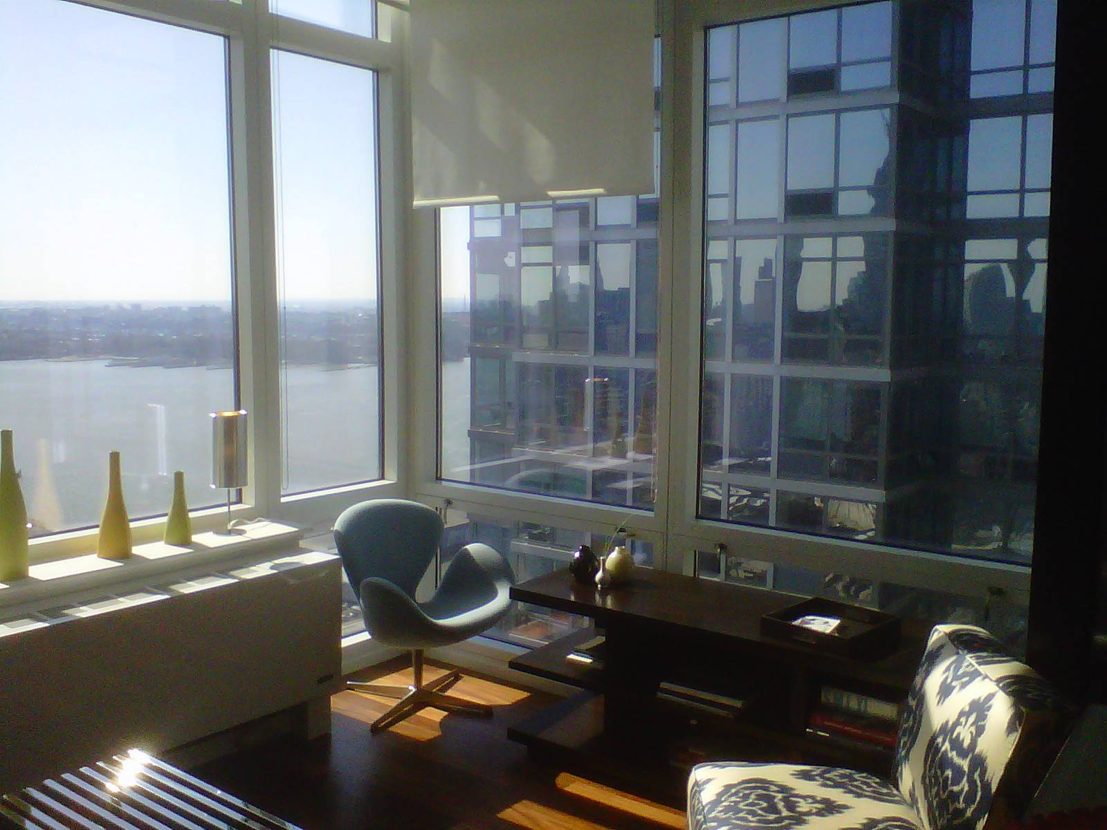 Silver Tower Jr. One Bed with Hudson River & Empire State Views
