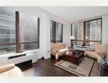 2BDR,2BATH/1100 SF/WATER/WALL st/ Design By Philippe Starck. /AMAZING RIVER VIEW/
