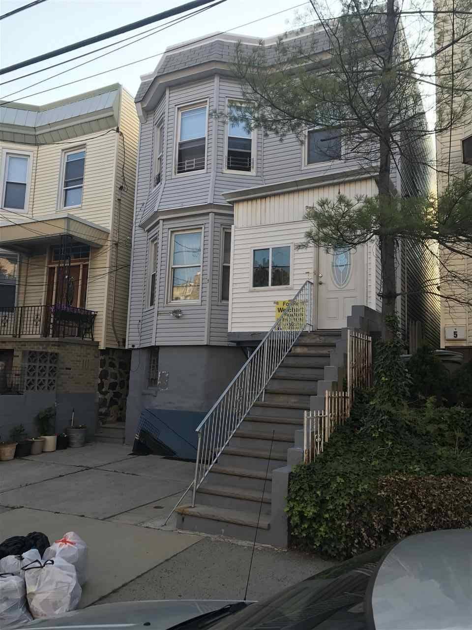 Spacious 2 bed 1 bath - 2 BR The Heights New Jersey