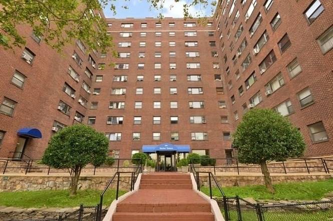 Totally renovated with new bathroom - 2 BR Condo New Jersey