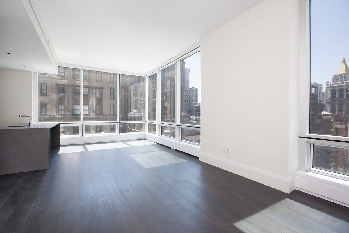 JUST LISTED! Exquisite 2 bed/2.5 bath with 11ft ceilings and stunning open city views