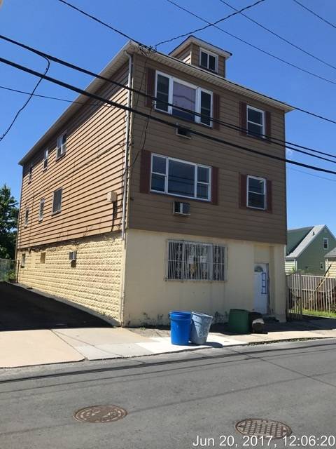 Large 2 family home features open floor plan - Multi-Family New Jersey