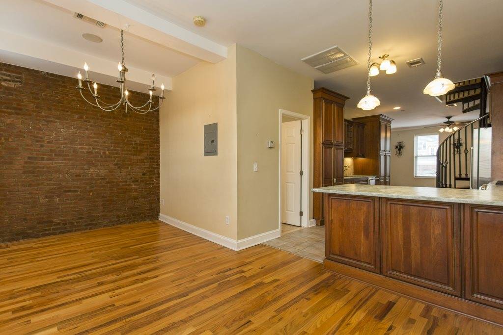 Gorgeous duplex in Downtown Hoboken with 3 Br - 2 BR Condo New Jersey